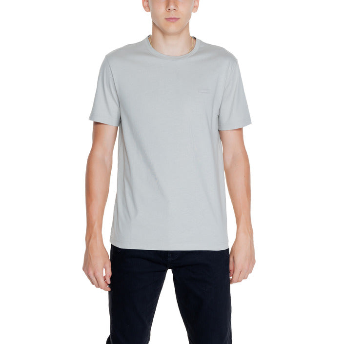 Calvin Klein Men T-Shirt