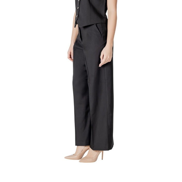 Ichi  Women Trousers